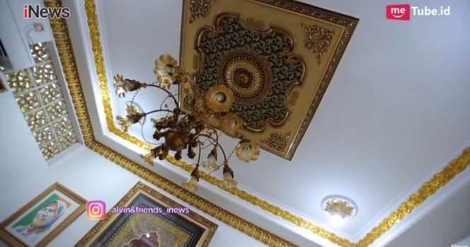 10 Adu Mewah Rumah Mamah Dedeh VS Neno Warisman, Bak Bumi dan Langit, Perabotan Serba Emas!