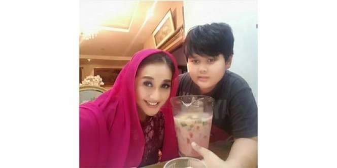 10 Adu Perbandingan Rumah Paramitha Rusady VS Kiki Fatmala, Dua Primadona di Masanya, Ada yang Nasibnya Tak Beruntung
