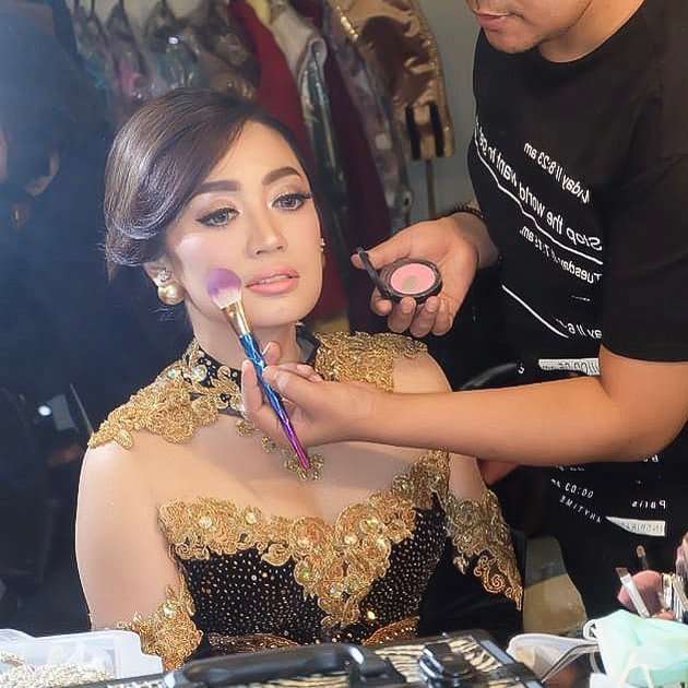 Masih Ingat Kiki Juliar Sinden Cantik Bersuara Merdu? Dulu Tampil di OVJ, Begini Nasibnya Sekarang!