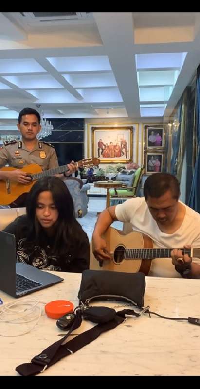 10 Potret Rumah Komjen Agus Andrianto, Sosok Pemimpin Disorot di Tengah Kasus Kematian Brigadir J