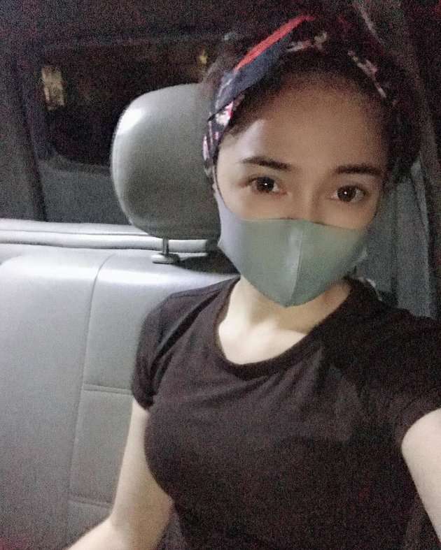 Heboh! 10 Potret Marcella Simon, 2 Tahun Mualaf Kini Kembali Lepas Hijab dan Dibaptis
