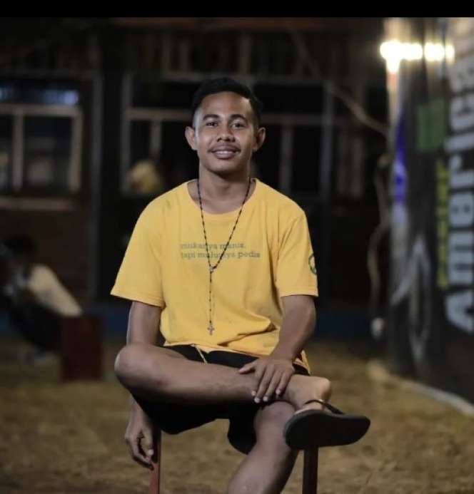 Masih Ingat Joni Bocah Pemanjat Tiang Bendera di NTT Saat HUT RI? Begini Kabarnya Sekarang!