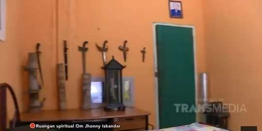 Adu Perbandingan Rumah Jaja Miharja VS Jhonny Iskandar, Punya Siapa Paling Unik?