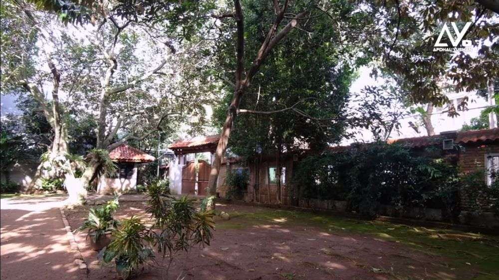 20 Tahun Berlalu, Intip 10 Potret Rumah Kuno Bekas Syuting Film Genta Buana, Milik Sultan di Zamannya!