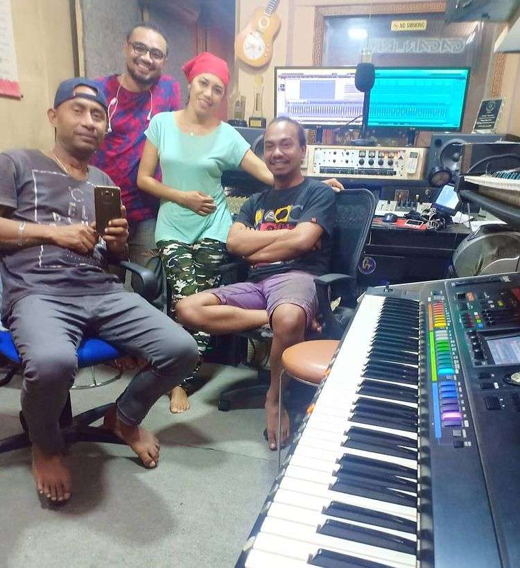 Masih Ingat Lolita, Penyanyi Lagu Alay `Anak Layangan`? Dulu Hits Banget, Kondisinya Kini Bak Langit & Bumi