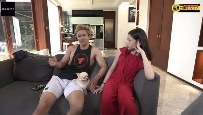 8 Potret Rumah Deddy Corbuzier yang Jarang Tersorot, Semi Terbuka Bak Hotel Mewah di Bali