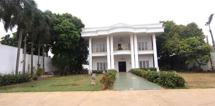 Potret `Rumah Putih` Lokasi Syuting Sinetron Lawas, Dulu Jadi Langganan Begini Kondisinya Sekarang!