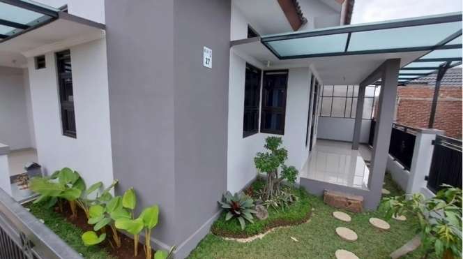 10 Adu Perbandingan Rumah Kang Komar VS Ubed `Preman Pensiun`, Bak Bumi & Langit, Yang Satu Tajir Abis di Dunia Nyata!