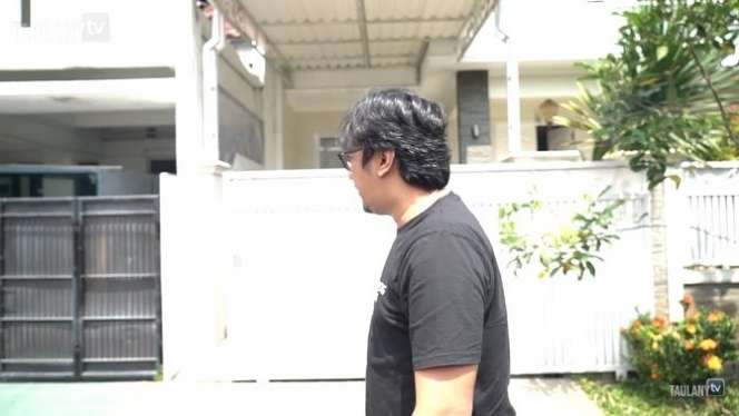 8 Potret Rumah Mewah Nugie `The Dance Company` yang Jarang Terekspos, Andre Taulany Sampai Bengong!