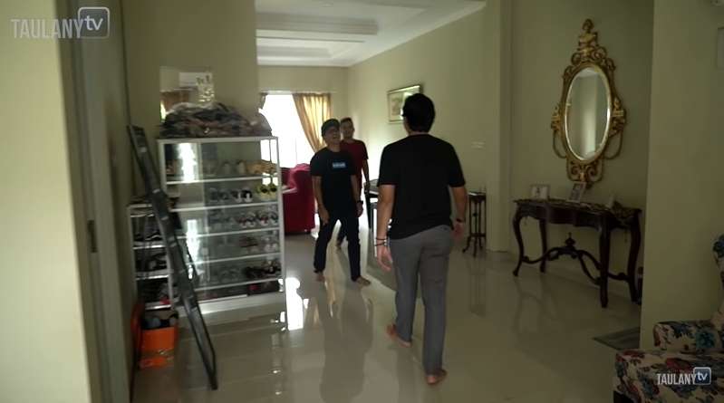 8 Potret Rumah Mewah Nugie `The Dance Company` yang Jarang Terekspos, Andre Taulany Sampai Bengong!