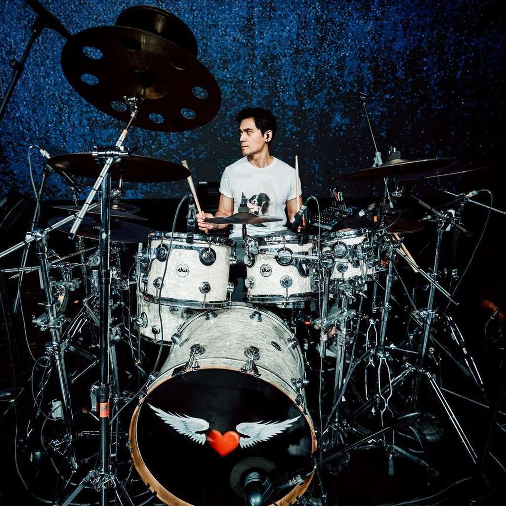 Potret Tyo Nugros Eks Drummer Dewa 19 yang Awet Muda, Ungkap Rahasianya
