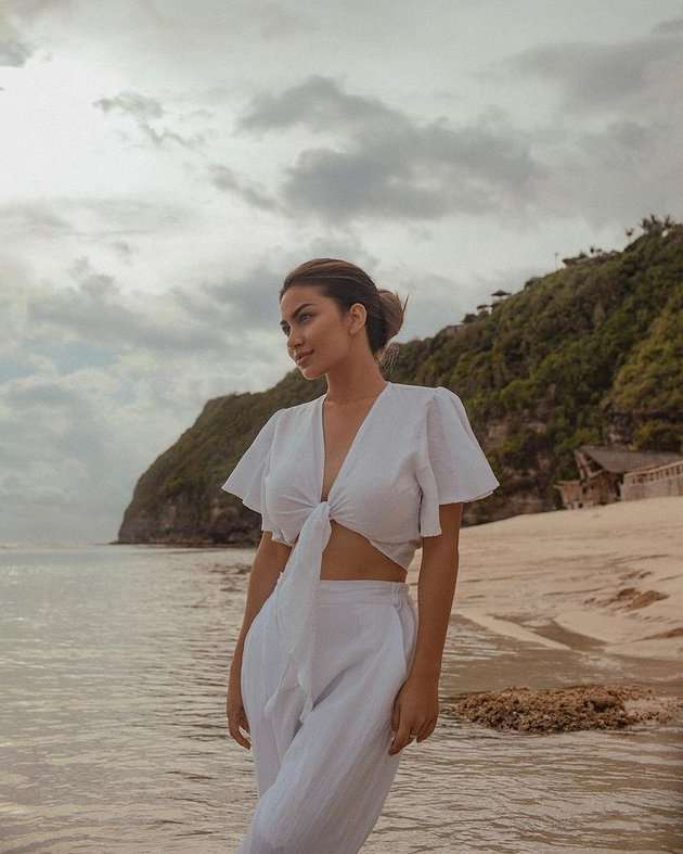 Potret Ariel Tatum Usai Sebut Sang Mantan Selingkuh dengan Sesama Pria, `Ternyata Aku Kurang Ganteng`