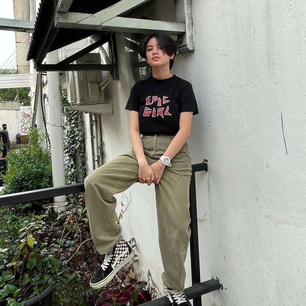 7 Potret Melati Sesilia Eks JKT48, Ngegas Disamakan Jeje Slebew!