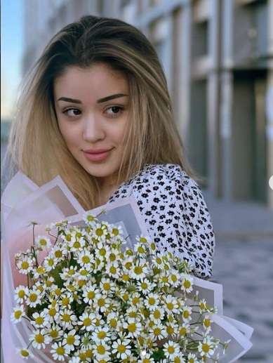 Ingat Dayana, Gadis Kazakhstan yang Dulu Ngebet Dinikahi Fiki Naki? Kini Pamer Hasil Oplas, Wajah Barunya Disebut Aneh