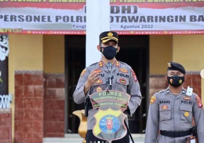 Potret Bintara Polri Dipecat Secara Tidak Hormat, Fotonya Dicoret Tinta Merah!