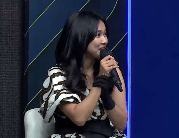 Pesona Shakira Jasmine di Series Royal Blood Curi Perhatian