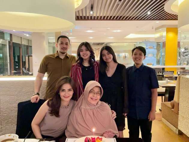 Potret Pernikahan Cut Tari dan Richard Kevin, Kekompakan Anak-anaknya Bikin Kagum!