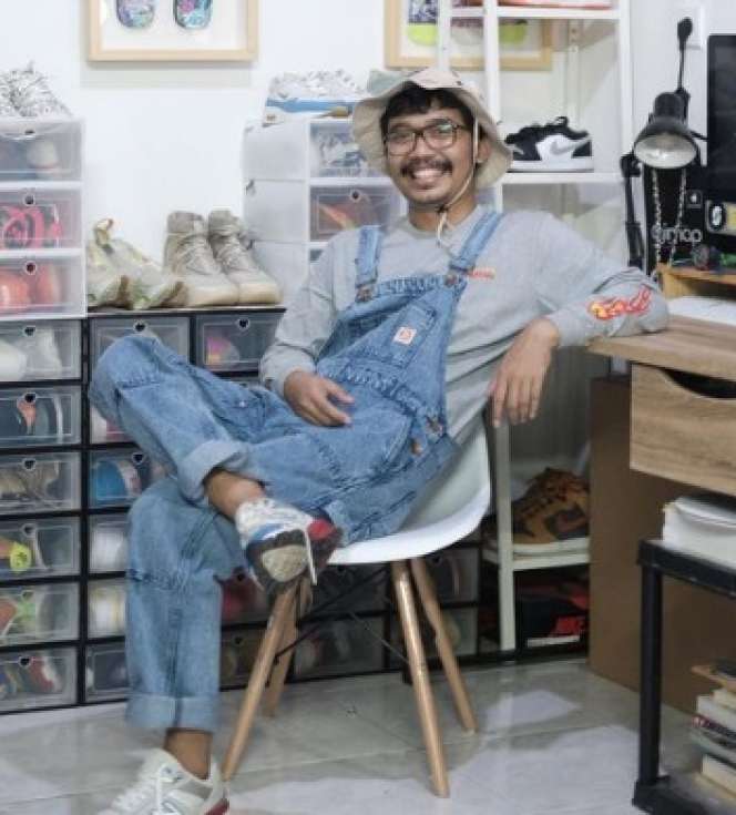 Potret Muklay Buat Mural di Tembok Los Angeles, Keren!