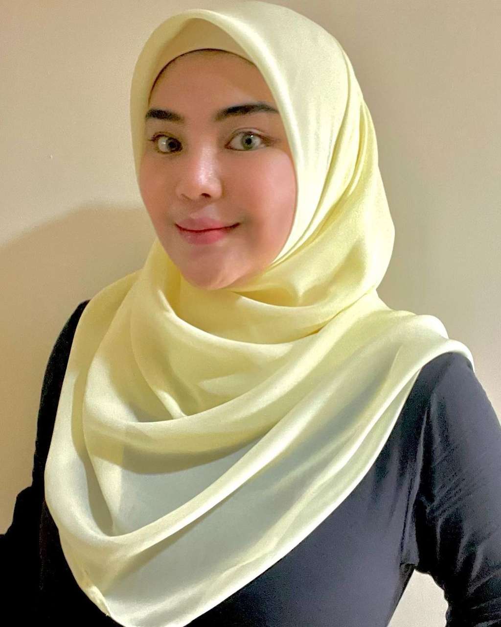 Ingat Rosa Meldianti? Dulu Ngaku Ditaksir Angga Wijaya & Berseteru dengan Dewi Perssik, Begini Nasibnya Sekarang