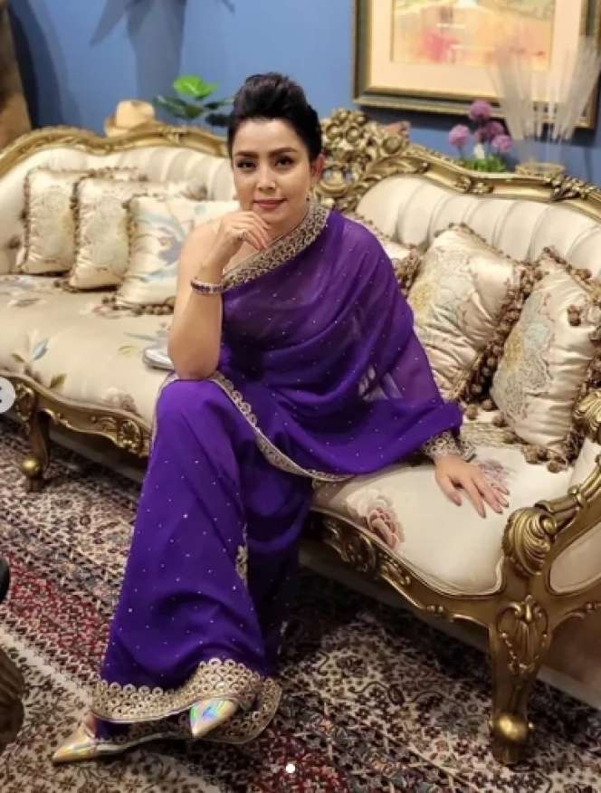 10 Potret Ruang Tamu Mewah Mayangsari di Istana Cendana, Koleksi Kristalnya Bikin Melongo!