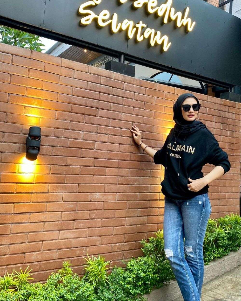 10 Potret Cantik Ade Maya, Mantan Istri Ibnu Jamil yang Tak Diketahui Publik, Bukan Orang Sembarangan!