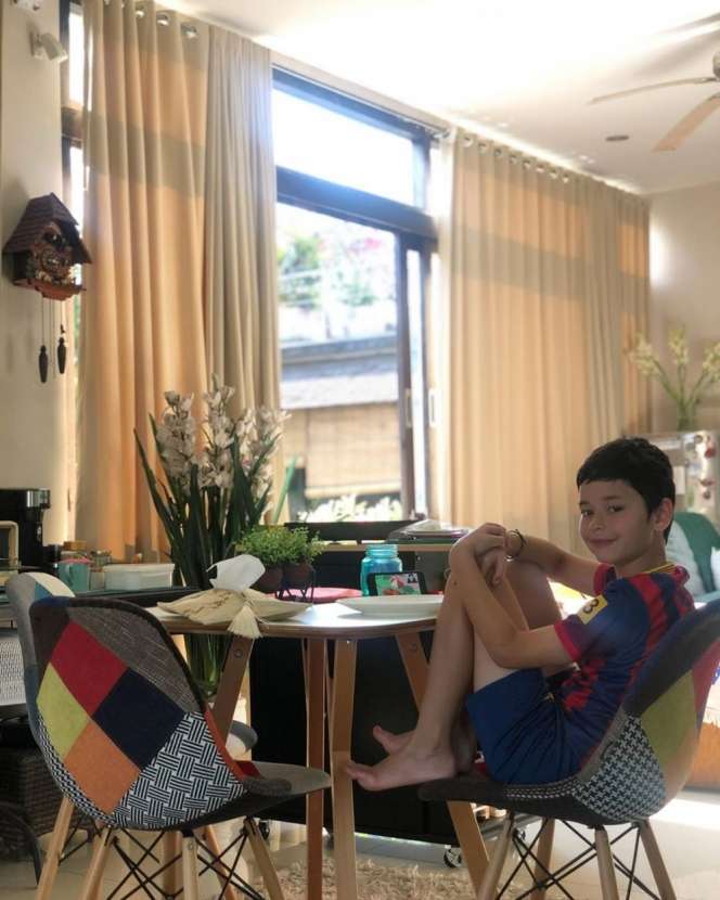Adu Perbandingan Rumah Sophia Latjuba VS Tamara Bleszynski, Ada yang Cuma Ngontrak!