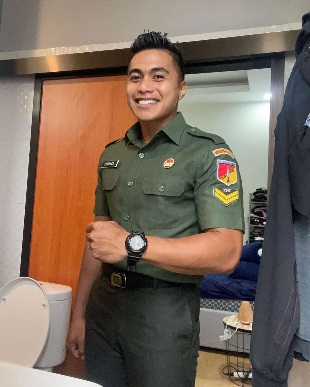 Potret Terbaru Aprilio Manganang yang Kini Makin Gagah!