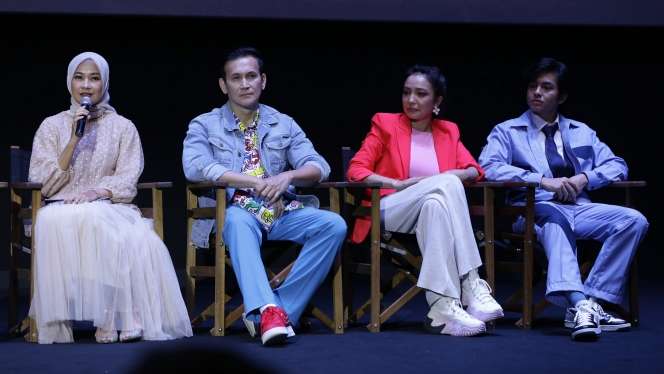 Bioskop Penuh Air Mata Gara-Gara 12 Cerita Glen Anggara, Prilly Latuconsina Syok