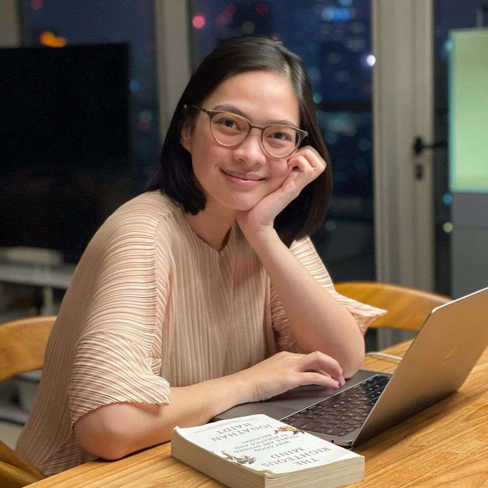 Dulu Sangat Terkenal, 7 Penyanyi Ini Ternyata Beralih Profesi Jadi Dokter, Terakhir Paling Dicari!