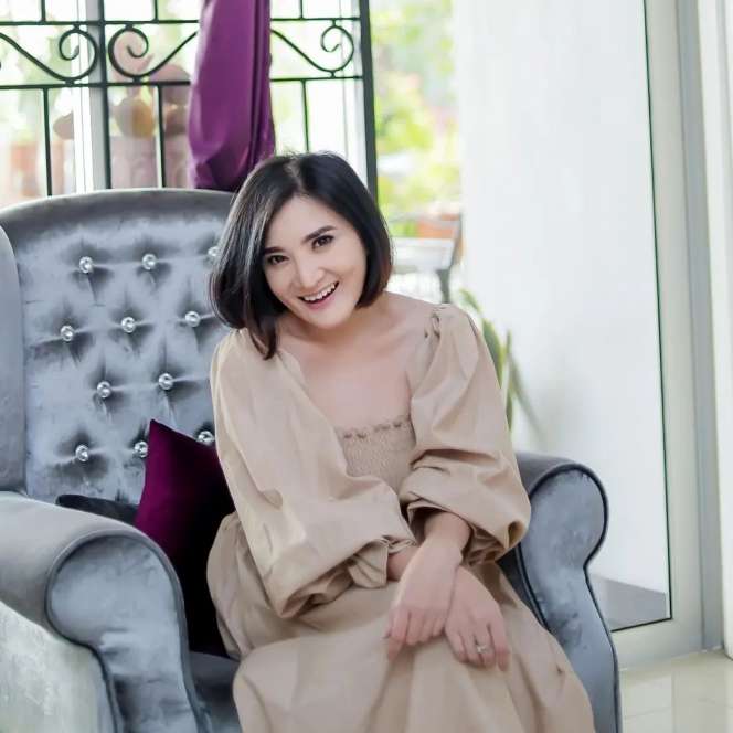Pernah Dikira Oplas, Potret Terbaru Kiki Amalia Makin Cantik dan Awet Muda, Ungkap Kerap Digoda Pria Hidung Belang