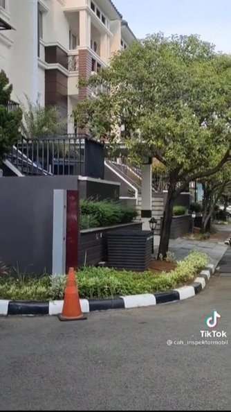 Viral Perumahan Mewah di Atas Gedung Mal, Lihat 8 Potretnya Bikin Tercengang, Kok Bisa?