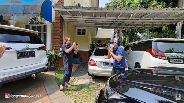 Potret Rumah Mewah Yati Octavia dan Pangky Suwito, Koleksi Vespanya Banyak Banget!