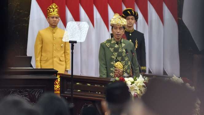 Di Sidang Tahunan MPR, Presiden Joko Widodo Kenakan Baju Adat Paksian dari Bangka Belitung Dibuatnya 3 Hari