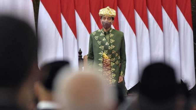 Di Sidang Tahunan MPR, Presiden Joko Widodo Kenakan Baju Adat Paksian dari Bangka Belitung Dibuatnya 3 Hari
