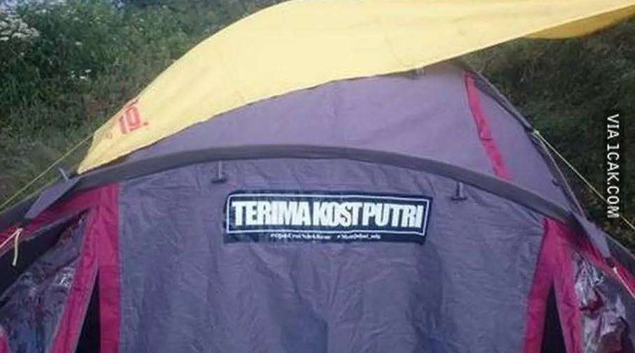 10 Potret Promosi Kocak Kamar Kos, Isi Pengumumannya Bikin Mikir Dua Kali!