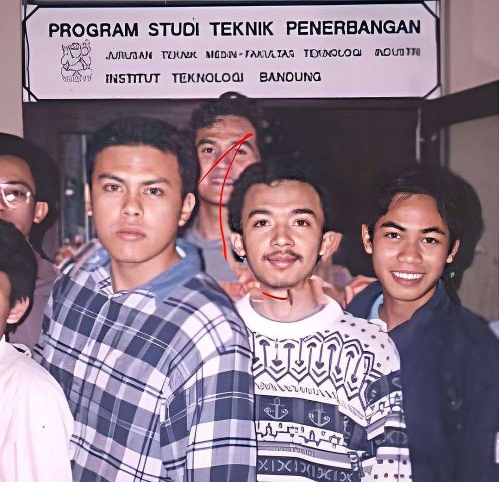Potret Transformasi Anggota Paskibraka yang Kini Jadi Sutradara Terkenal, Siapa Dia?