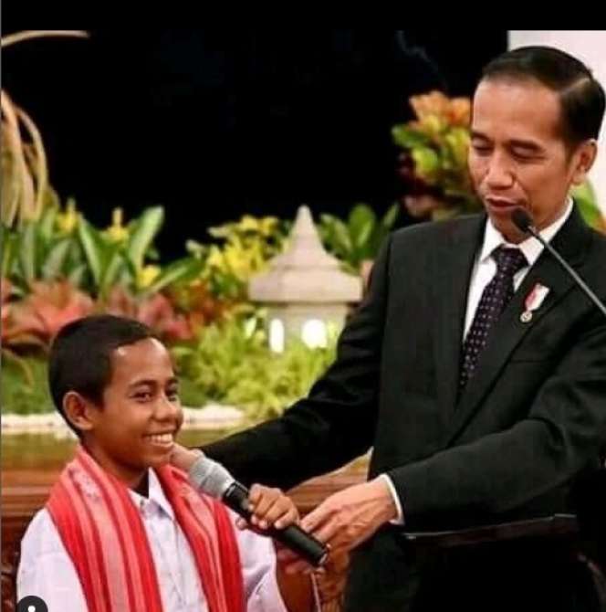 Ingat Joni `Bocah Pahlawan` Pemanjat Tiang Bendera di NTT? Dulu Viral Hingga Diundang Jokowi, Kini Nasibnya Miris