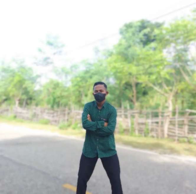 Ingat Joni `Bocah Pahlawan` Pemanjat Tiang Bendera di NTT? Dulu Viral Hingga Diundang Jokowi, Kini Nasibnya Miris
