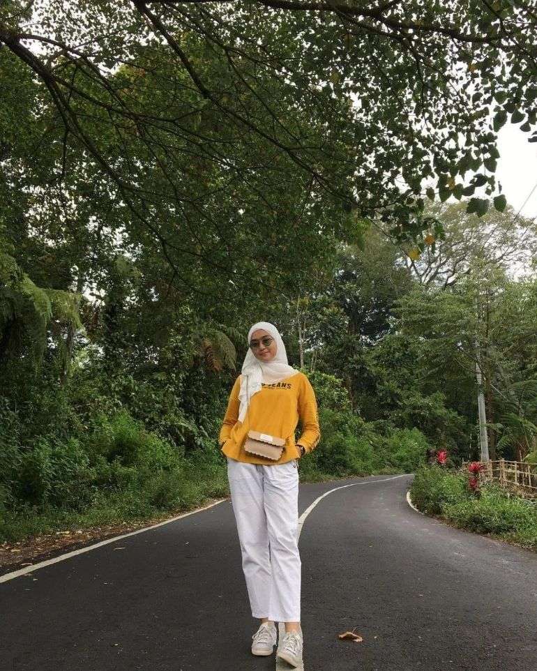 Pesona Ayumi Sasaki, Paskibraka Pembawa Baki, Hijaber Keturunan Jepang-Indonesia