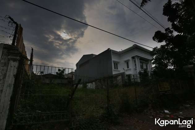 10 Potret Lokasi Syuting Film Horor, Rumah `KKN di Desa Penari` Aslinya Ngeri Banget!