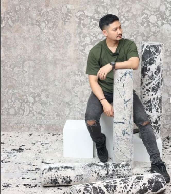 Potret Rumah Angga Wijaya Mantan Suami Dewi Perssik, Ternyata Punya 4 Garasi!