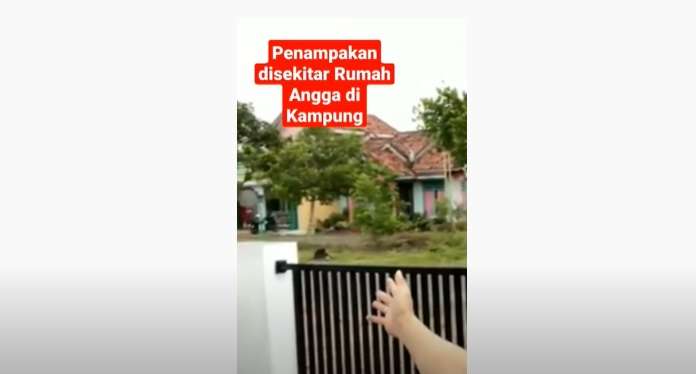 Potret Rumah Angga Wijaya Mantan Suami Dewi Perssik, Ternyata Punya 4 Garasi!