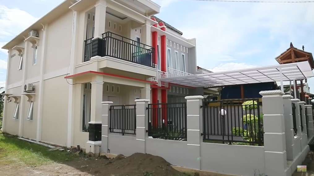 10 Potret Rumah Mewah TKI Korsel yang Kerja di Pabrik Tahu, Istana di Tengah Kampung, Tetangga Minder!