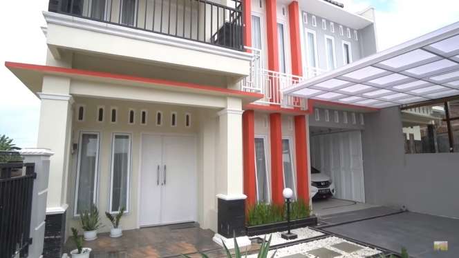 10 Potret Rumah Mewah TKI Korsel yang Kerja di Pabrik Tahu, Istana di Tengah Kampung, Tetangga Minder!
