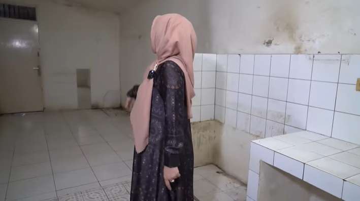 Potret Rumah Kontrakan yang Ditempati Denny Cagur dan Istri Sebelum Terkenal, Ternyata Beda Banget, Bak Bumi dan Langit!