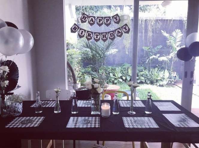 Potret Rumah Ratu Felisha, Ternyata Bergaya Vintage yang Super Keren!