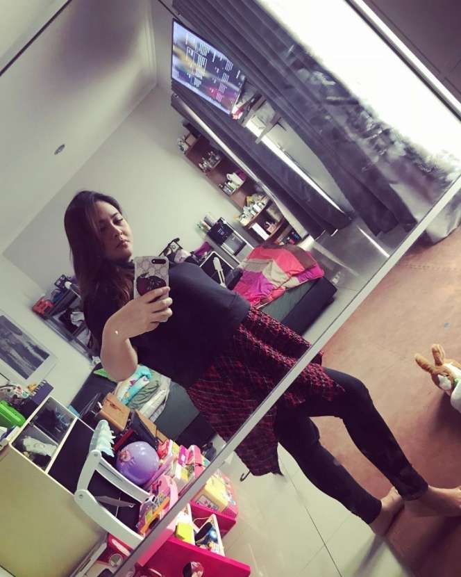 Sama-sama Aktor Laga, Inilah Adu Perbandingan Rumah Iko Uwais VS Barry Prima, Ternyata Beda Jauh!