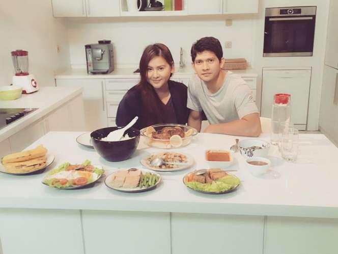 Sama-sama Aktor Laga, Inilah Adu Perbandingan Rumah Iko Uwais VS Barry Prima, Ternyata Beda Jauh!