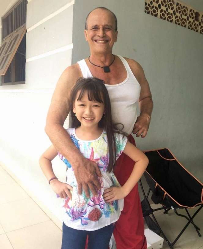 Sama-sama Aktor Laga, Inilah Adu Perbandingan Rumah Iko Uwais VS Barry Prima, Ternyata Beda Jauh!