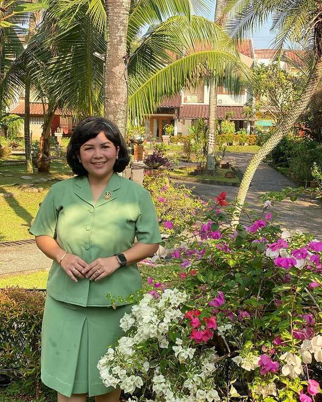 Potret Joy Tobing Kenakan Baju Persit, Cantik Banget!